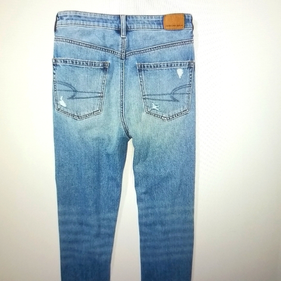 AE Ripped Mom Jeans - Picture 3 of 4